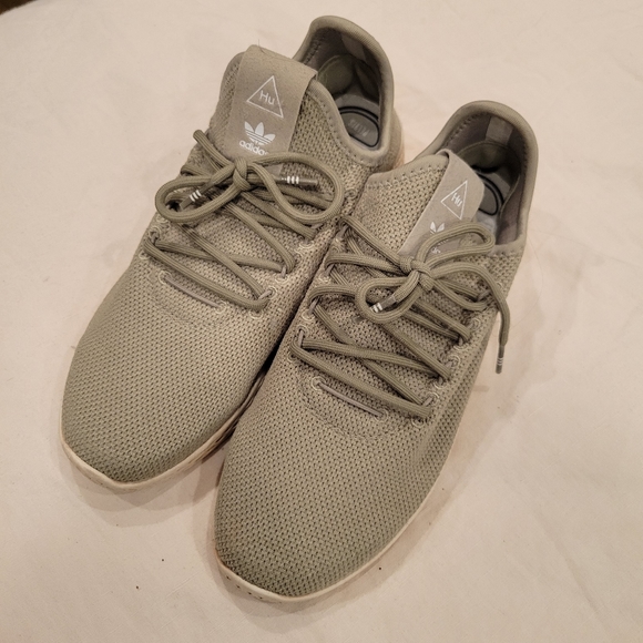 Pharrell Williams adidas - Picture 5 of 5